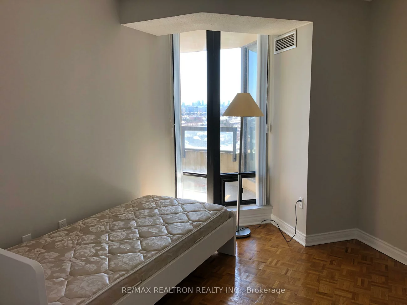 7420, Bathurst, Brownridge, Vaughan