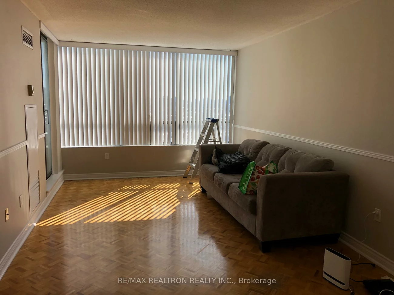 7420, Bathurst, Brownridge, Vaughan