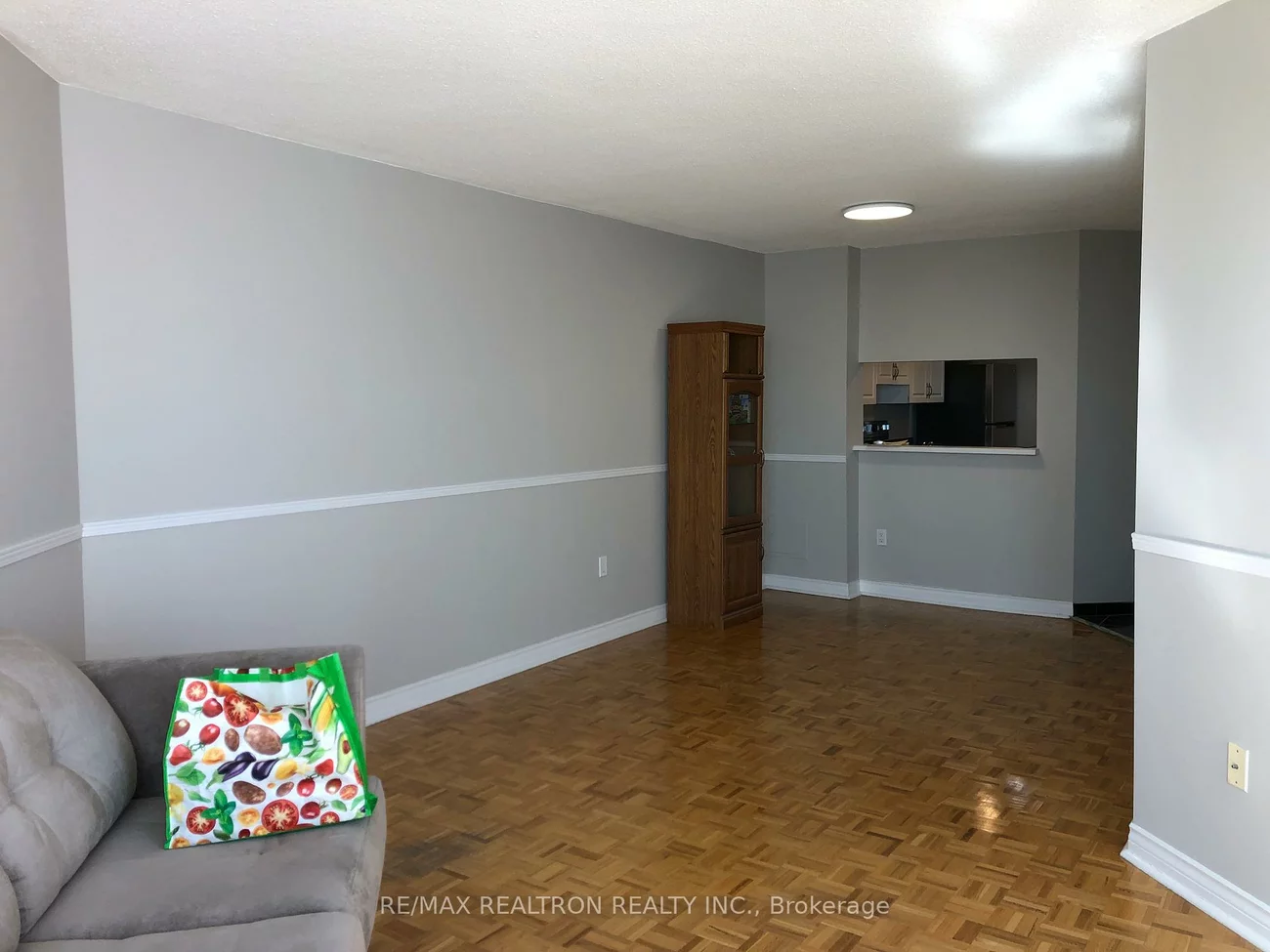 7420, Bathurst, Brownridge, Vaughan