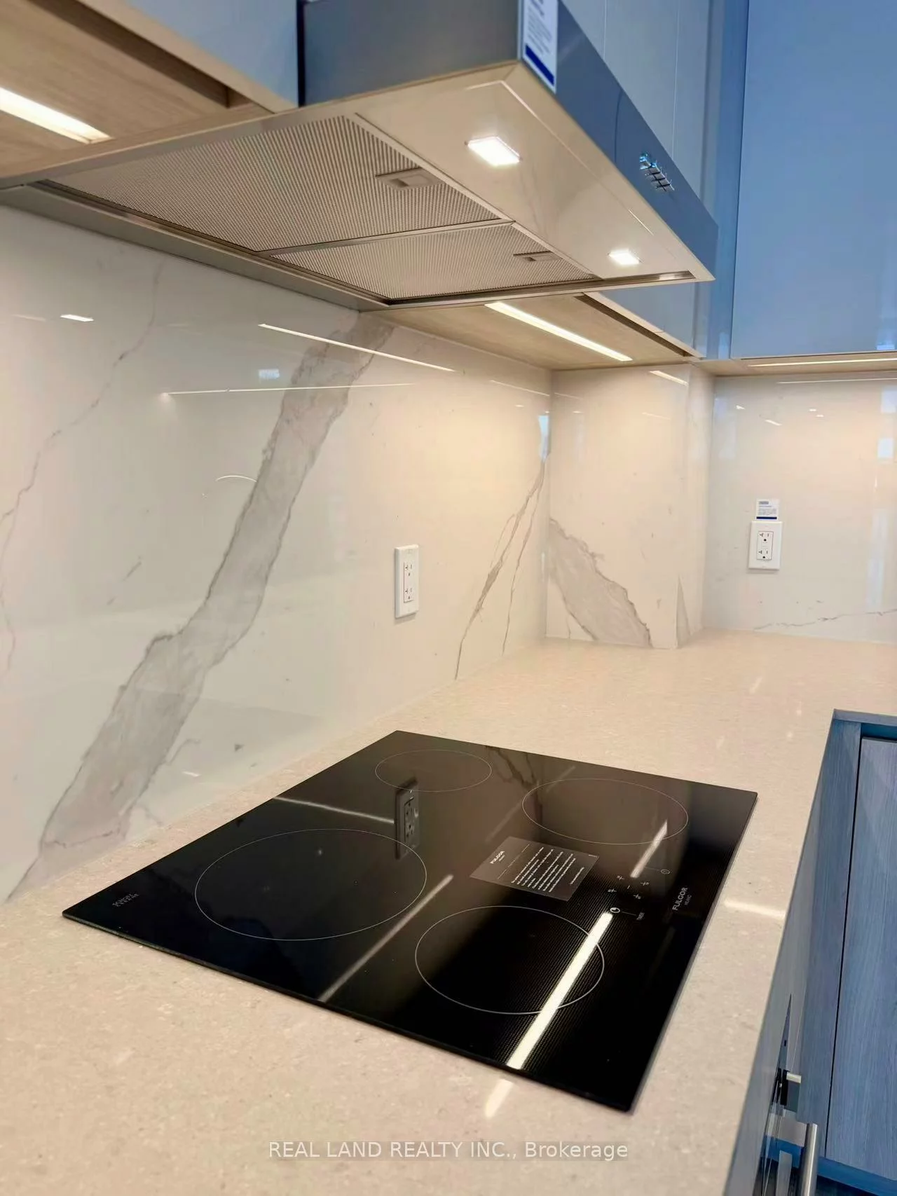 8, Interchange, Vaughan Corporate Centre, Vaughan