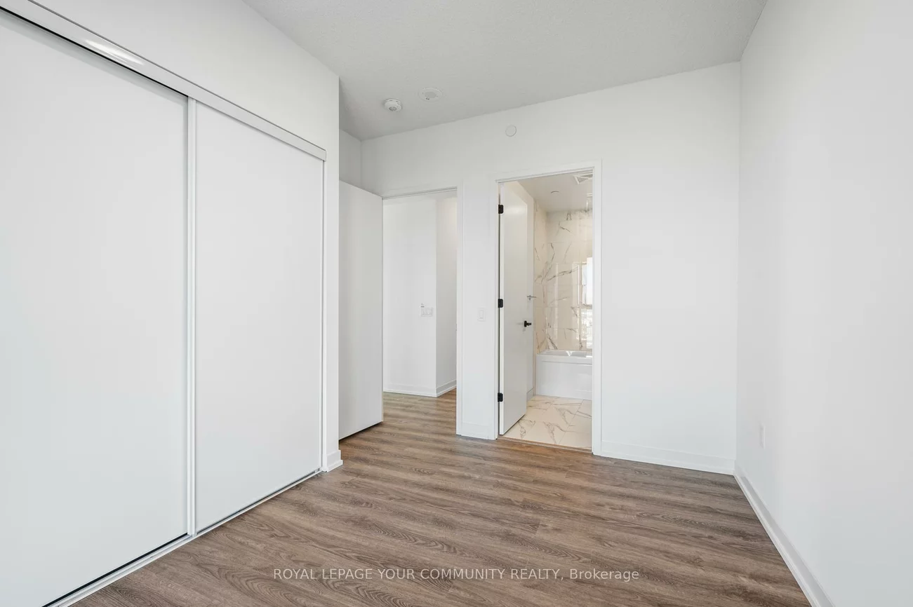 8, Interchange, Vaughan Corporate Centre, Vaughan