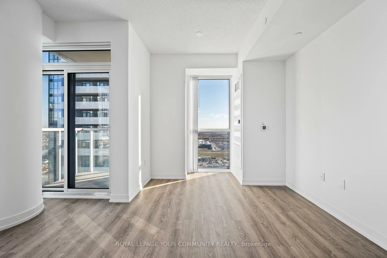 8, Interchange, Vaughan Corporate Centre, Vaughan