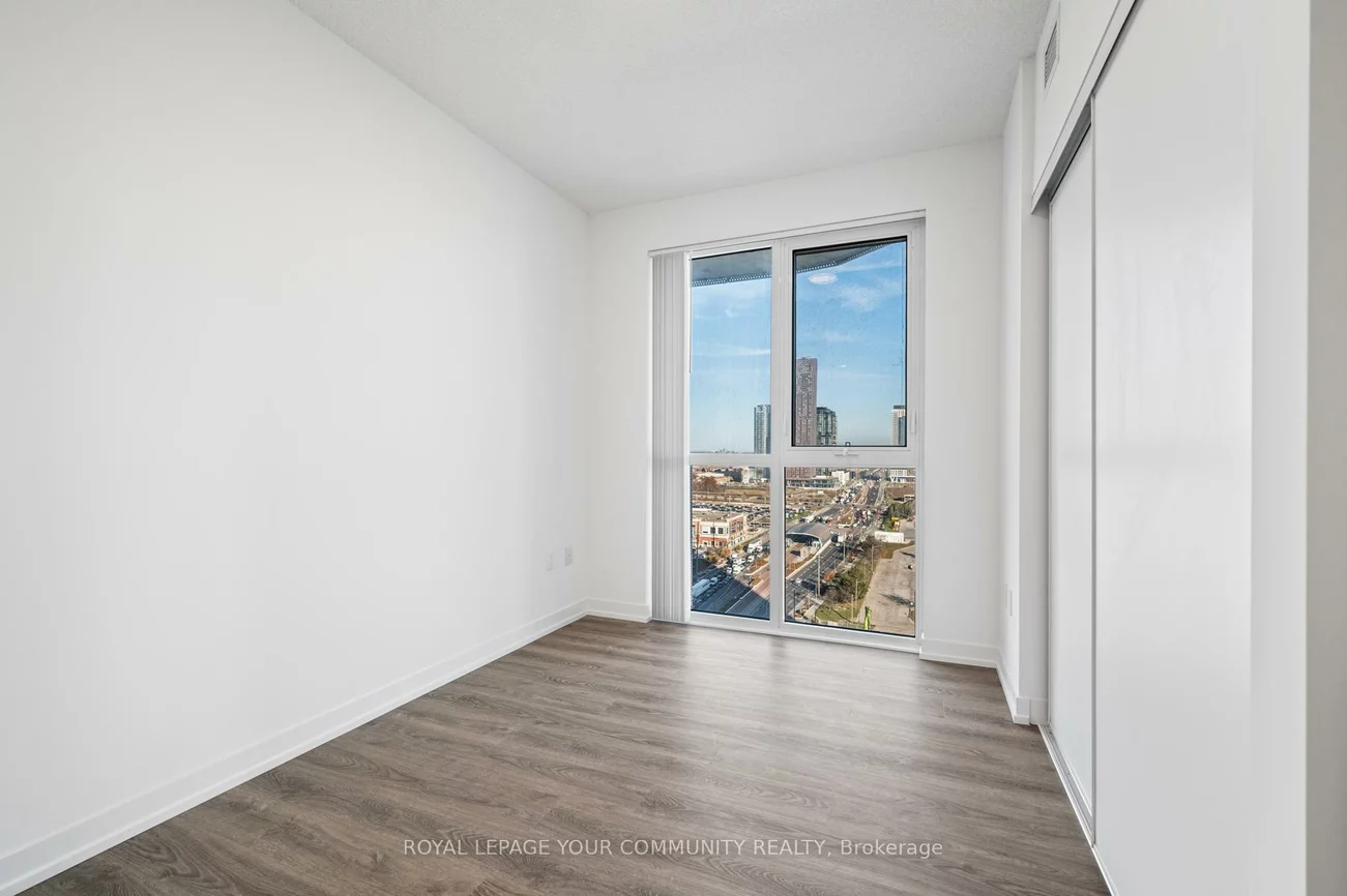 8, Interchange, Vaughan Corporate Centre, Vaughan