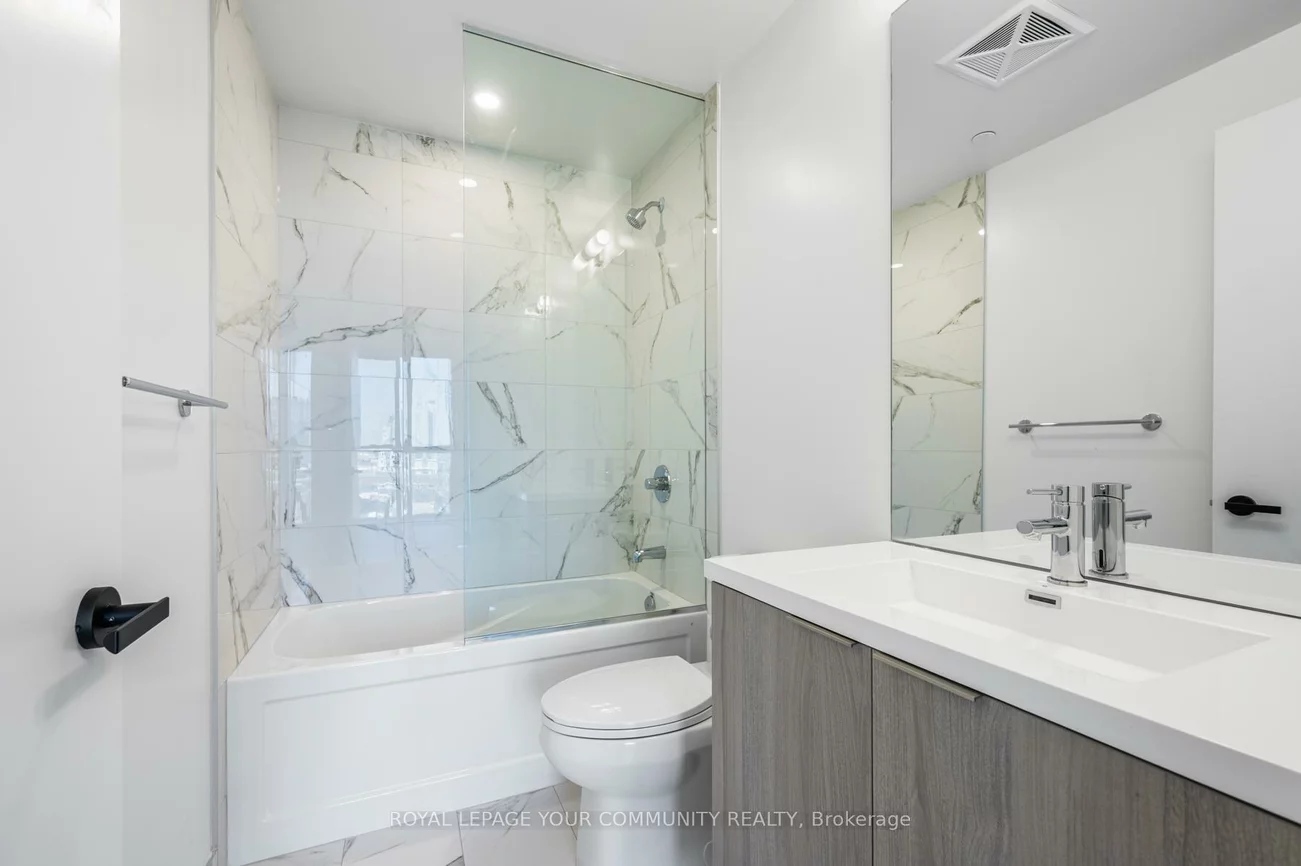 8, Interchange, Vaughan Corporate Centre, Vaughan