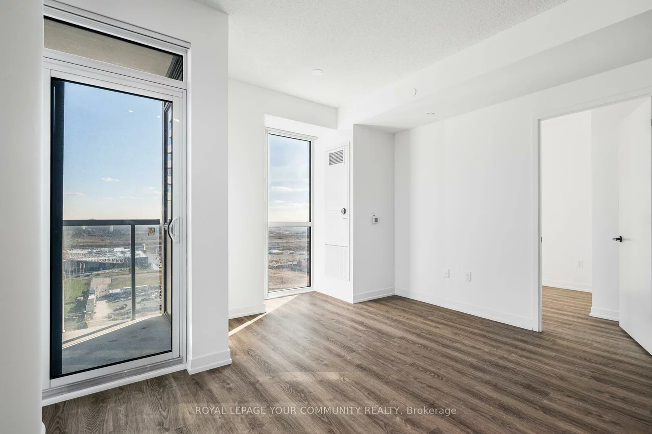 8, Interchange, Vaughan Corporate Centre, Vaughan