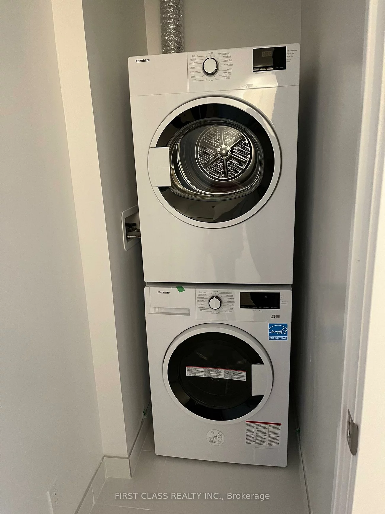 50, Upper Mall, Brownridge, Vaughan