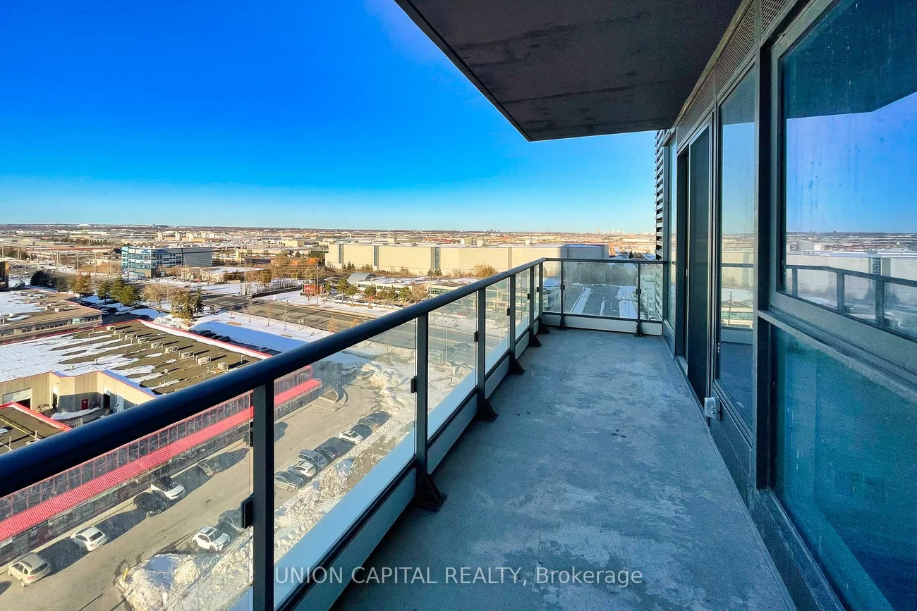 1000, Portage, Vaughan Corporate Centre, Vaughan