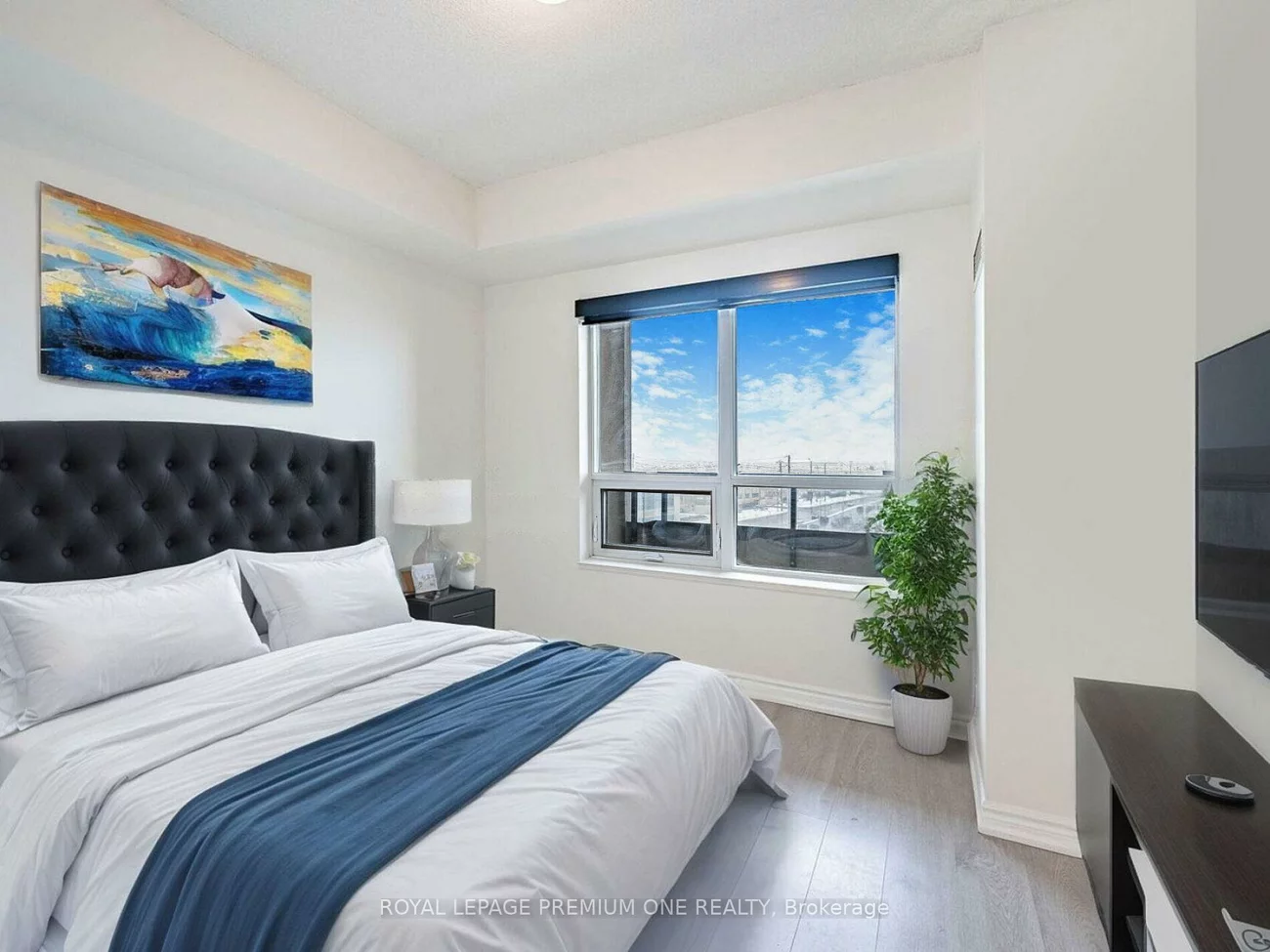 9225, Jane, Maple, Vaughan