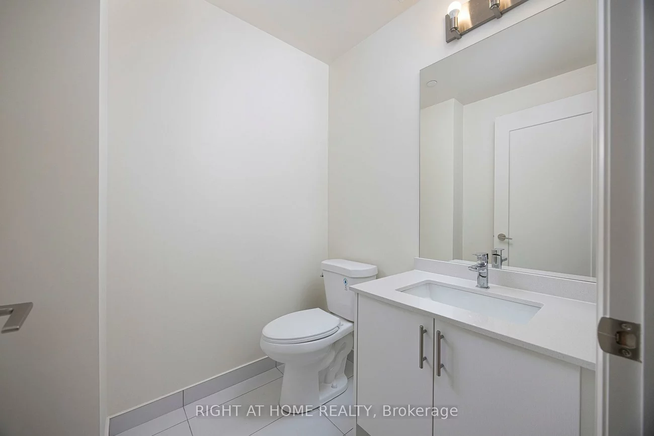 8960, Jane, Vellore Village, Vaughan