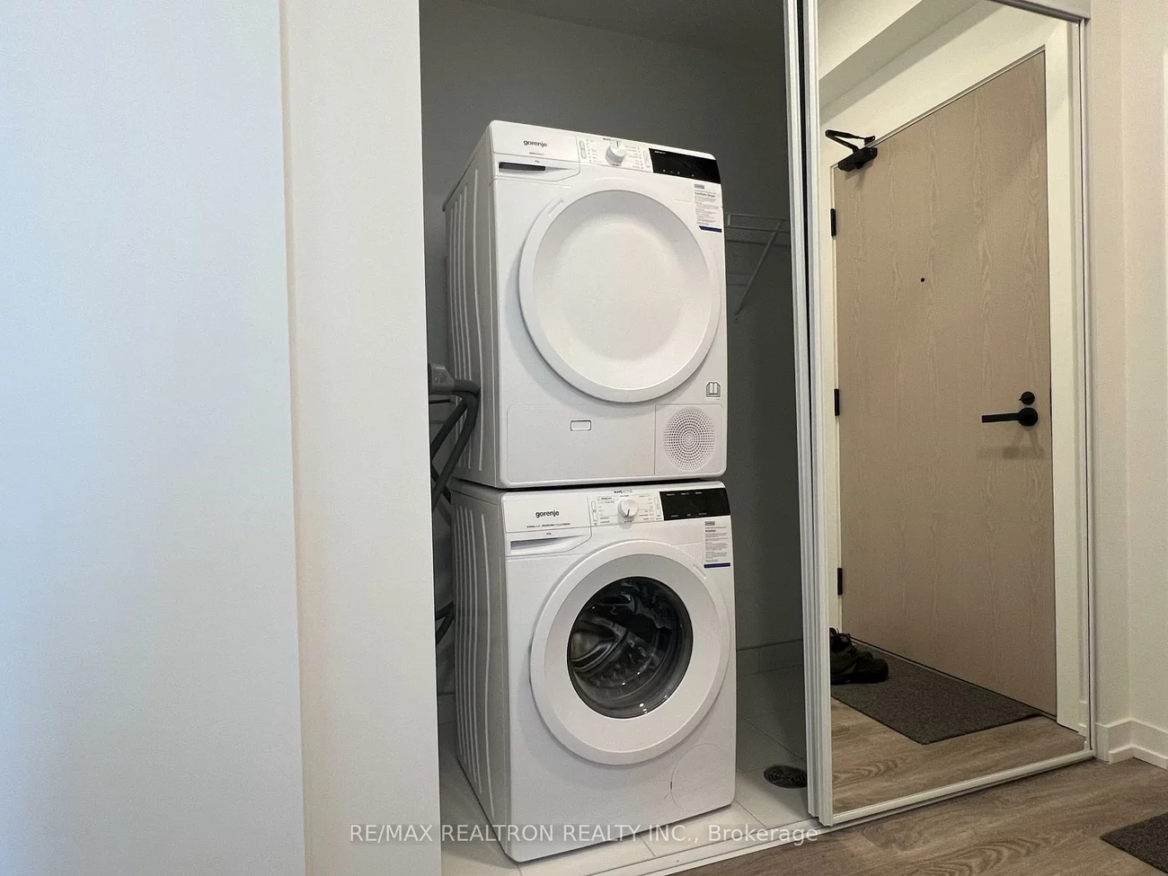 8, Interchange, Vaughan Corporate Centre, Vaughan