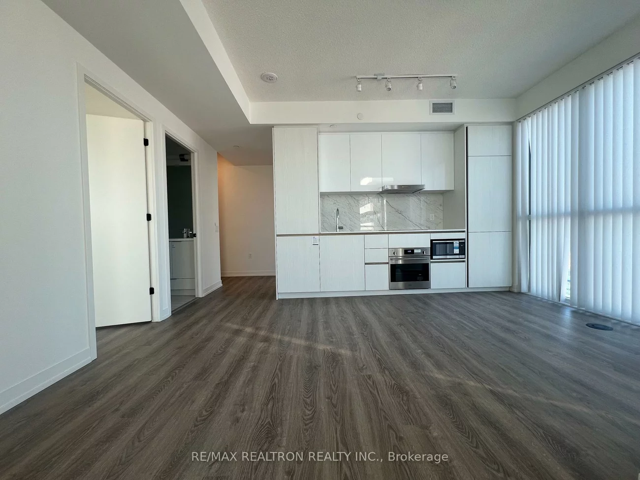 8, Interchange, Vaughan Corporate Centre, Vaughan