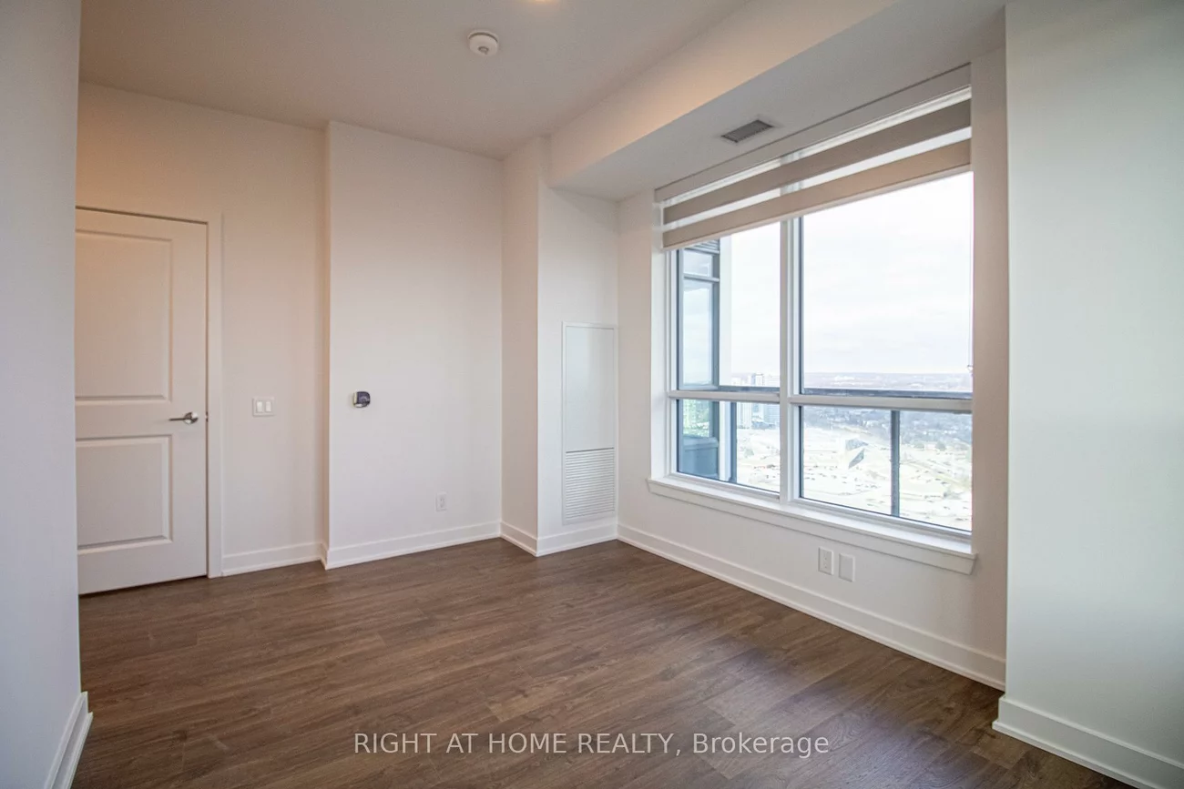 50, Upper Mall, Brownridge, Vaughan