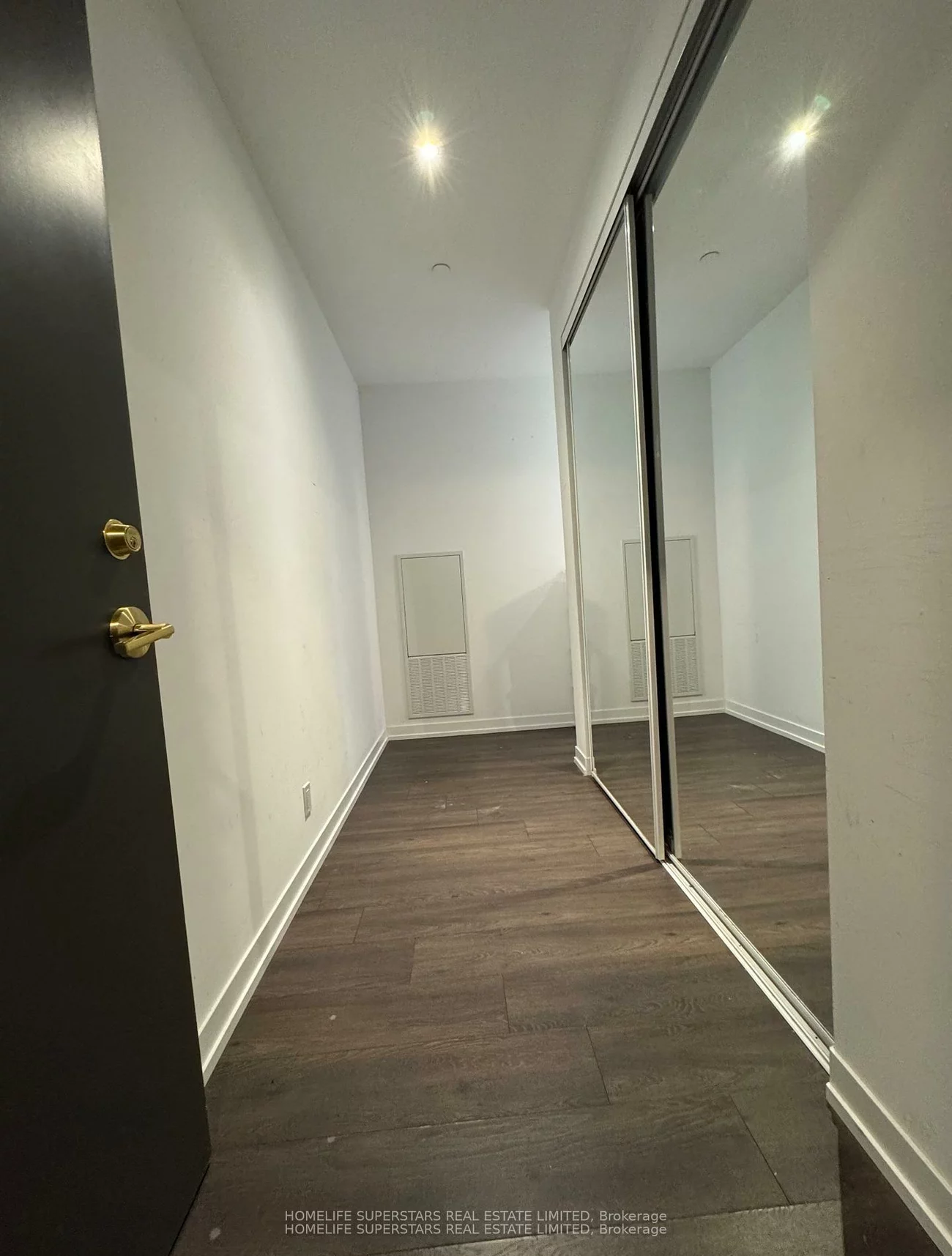 950, Portage, Vaughan Corporate Centre, Vaughan