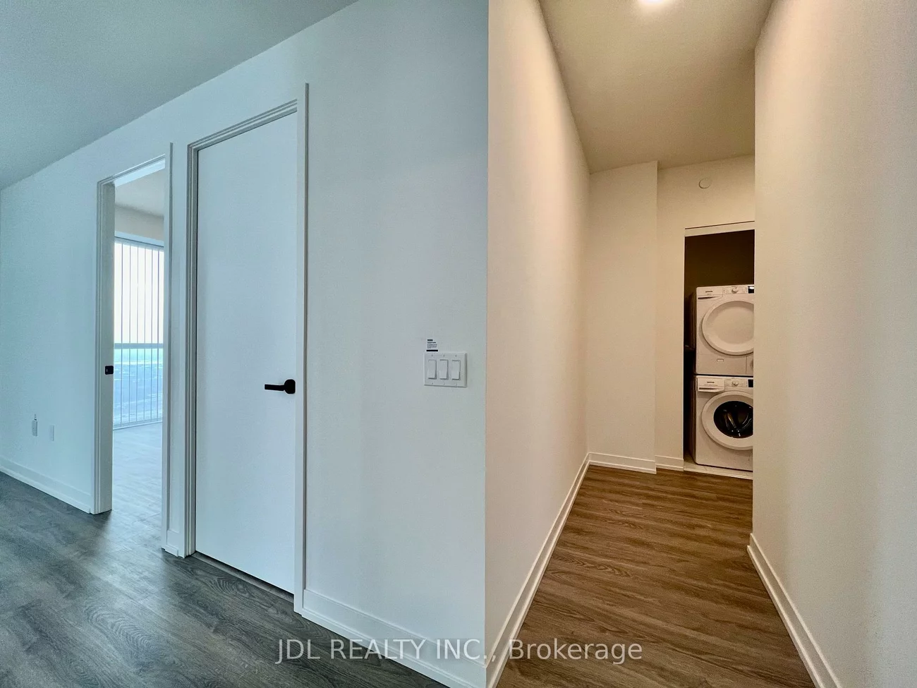 8, Interchange, Vaughan Corporate Centre, Vaughan