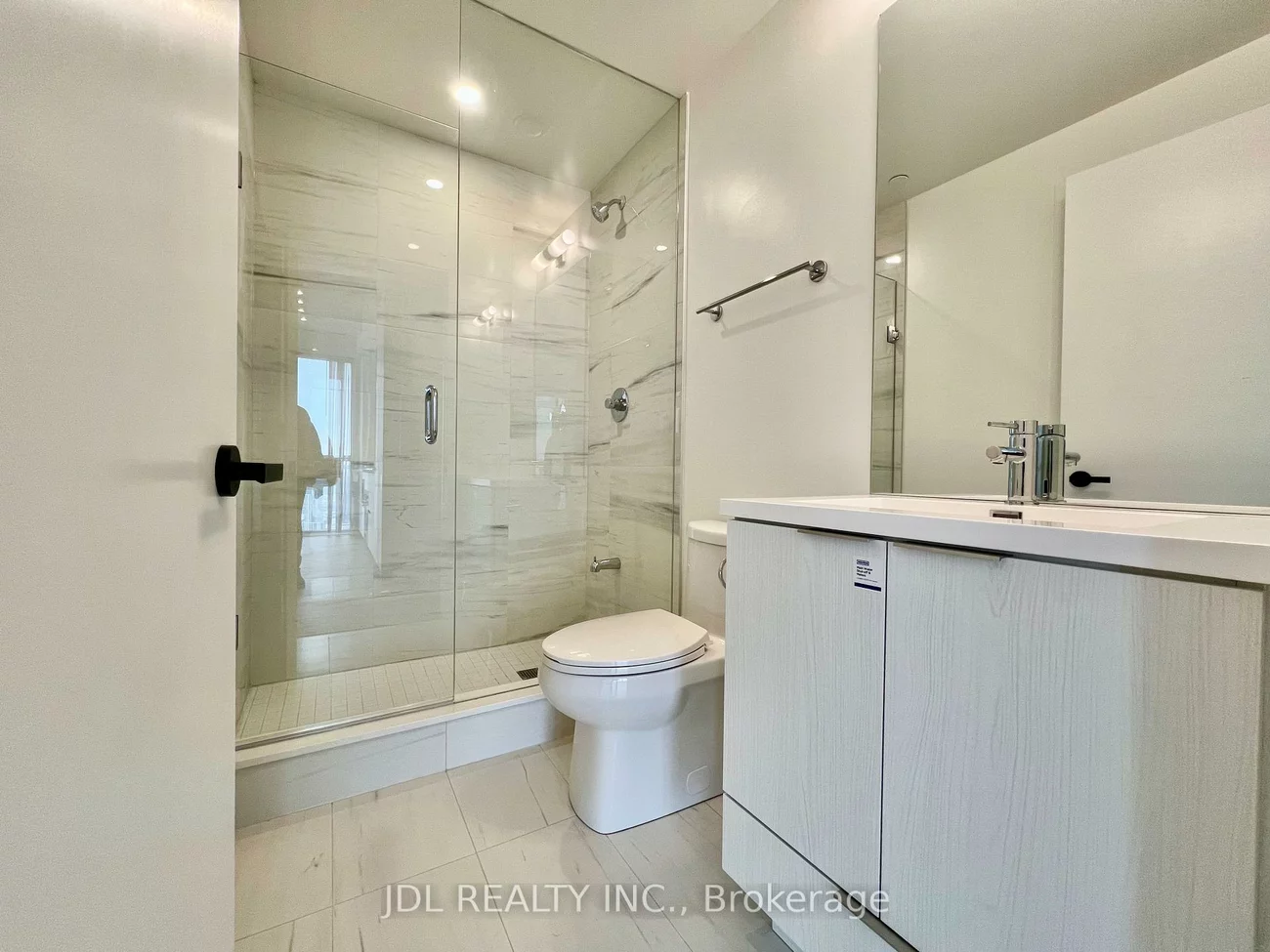 8, Interchange, Vaughan Corporate Centre, Vaughan