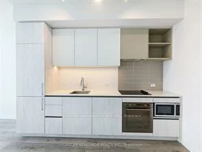 1000, Portage, Vaughan Corporate Centre, Vaughan