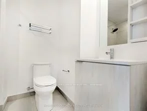 1000, Portage, Vaughan Corporate Centre, Vaughan