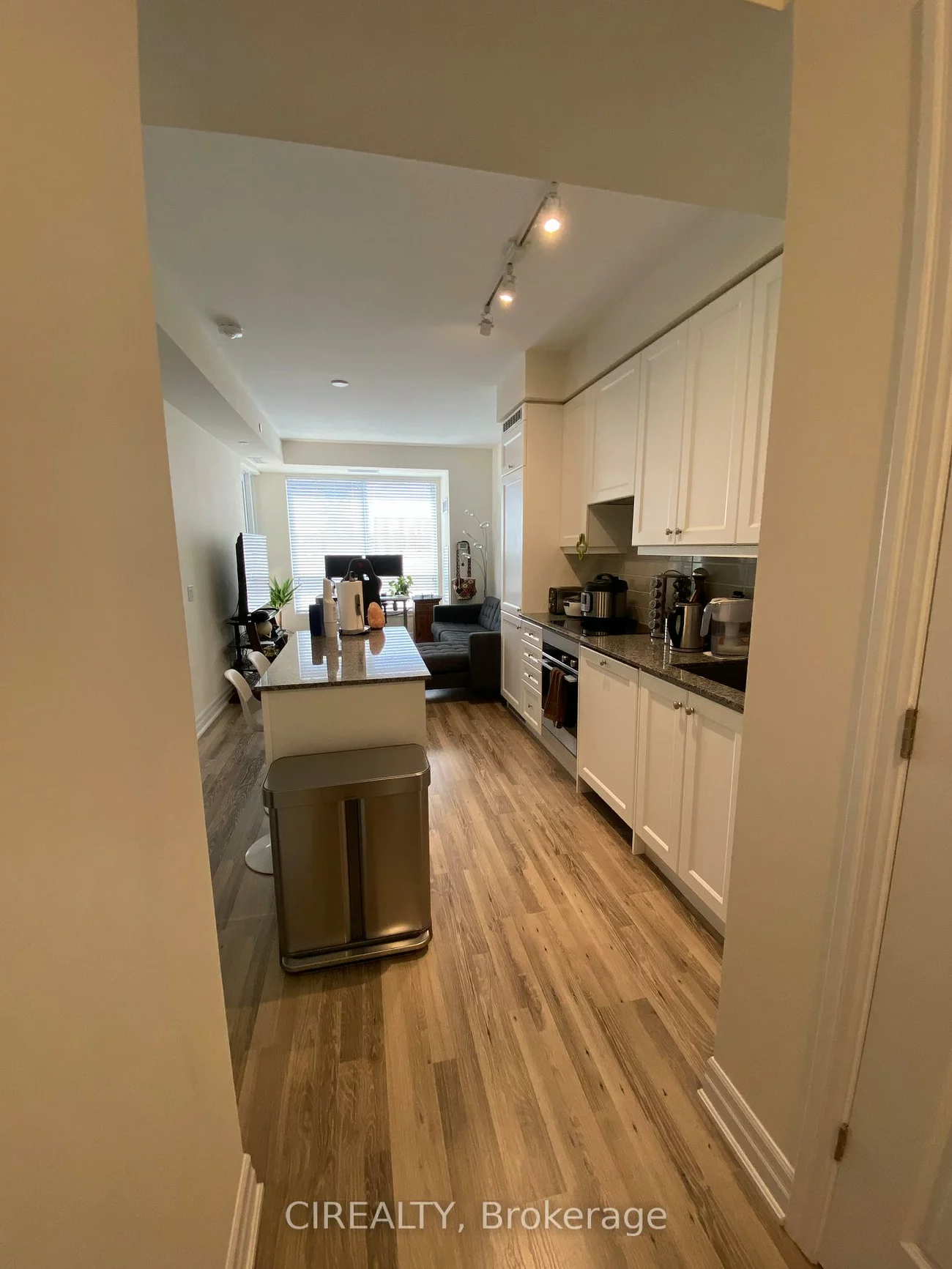 9085, Jane, Concord, Vaughan