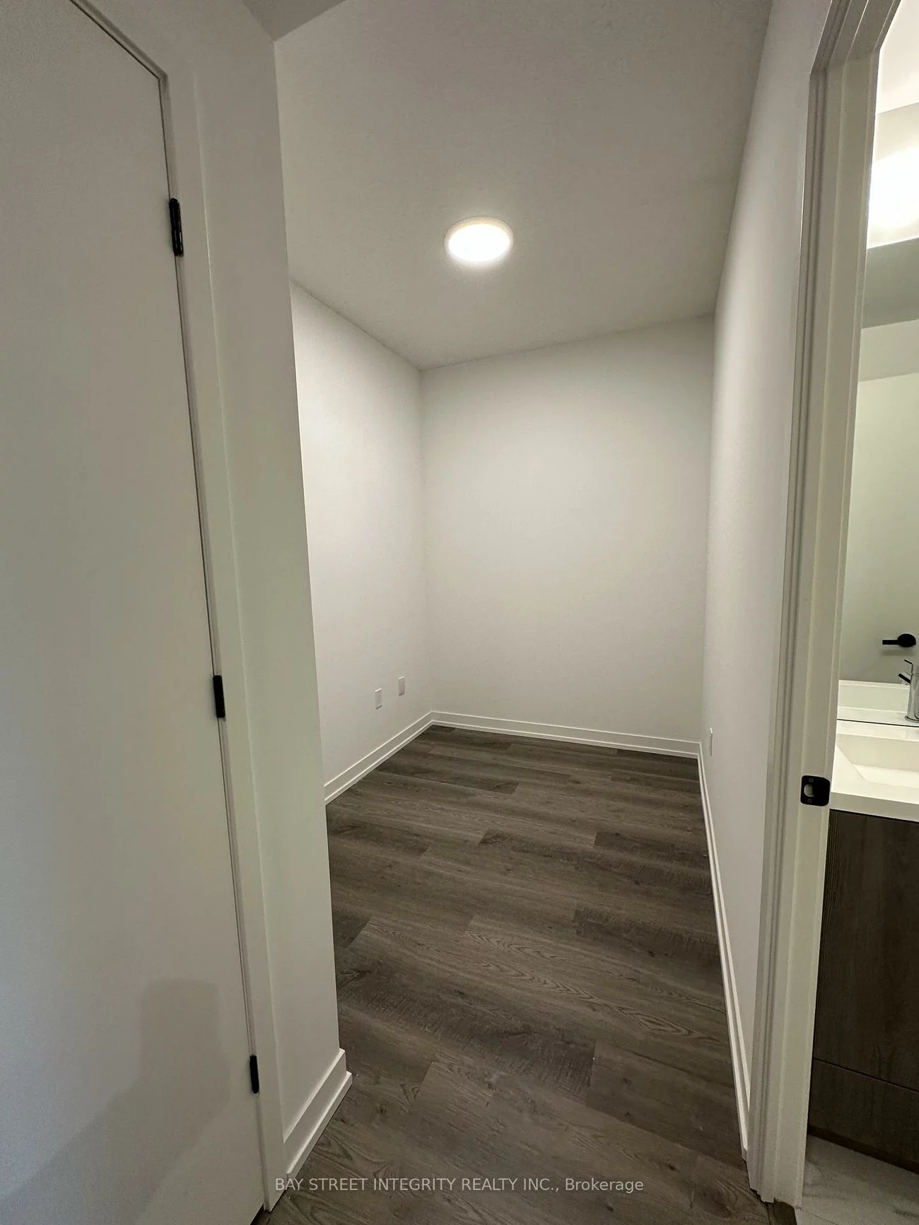 8, Interchange, Vaughan Corporate Centre, Vaughan