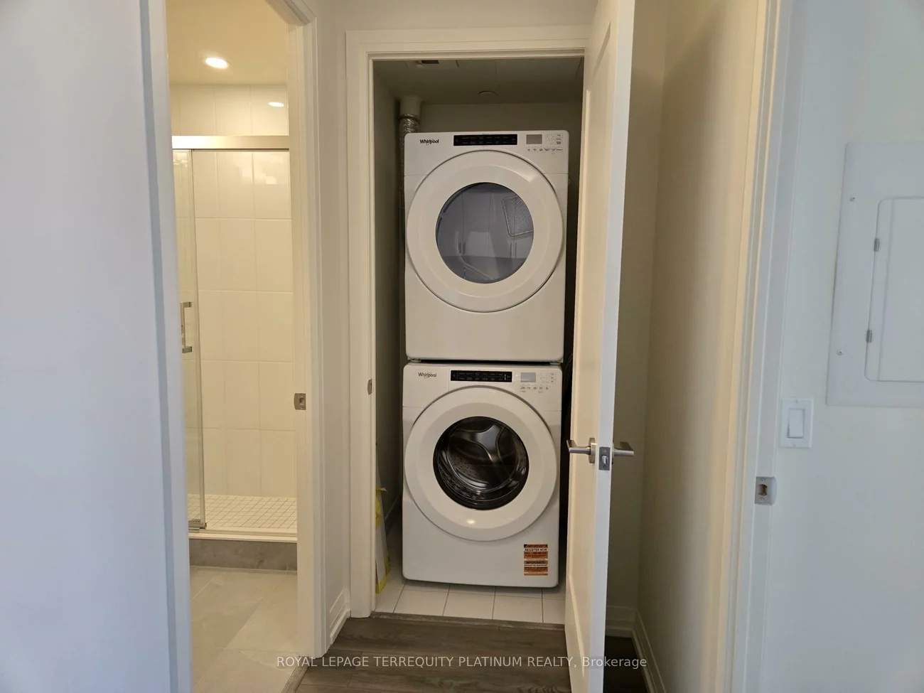 27, Korda, Vellore Village, Vaughan