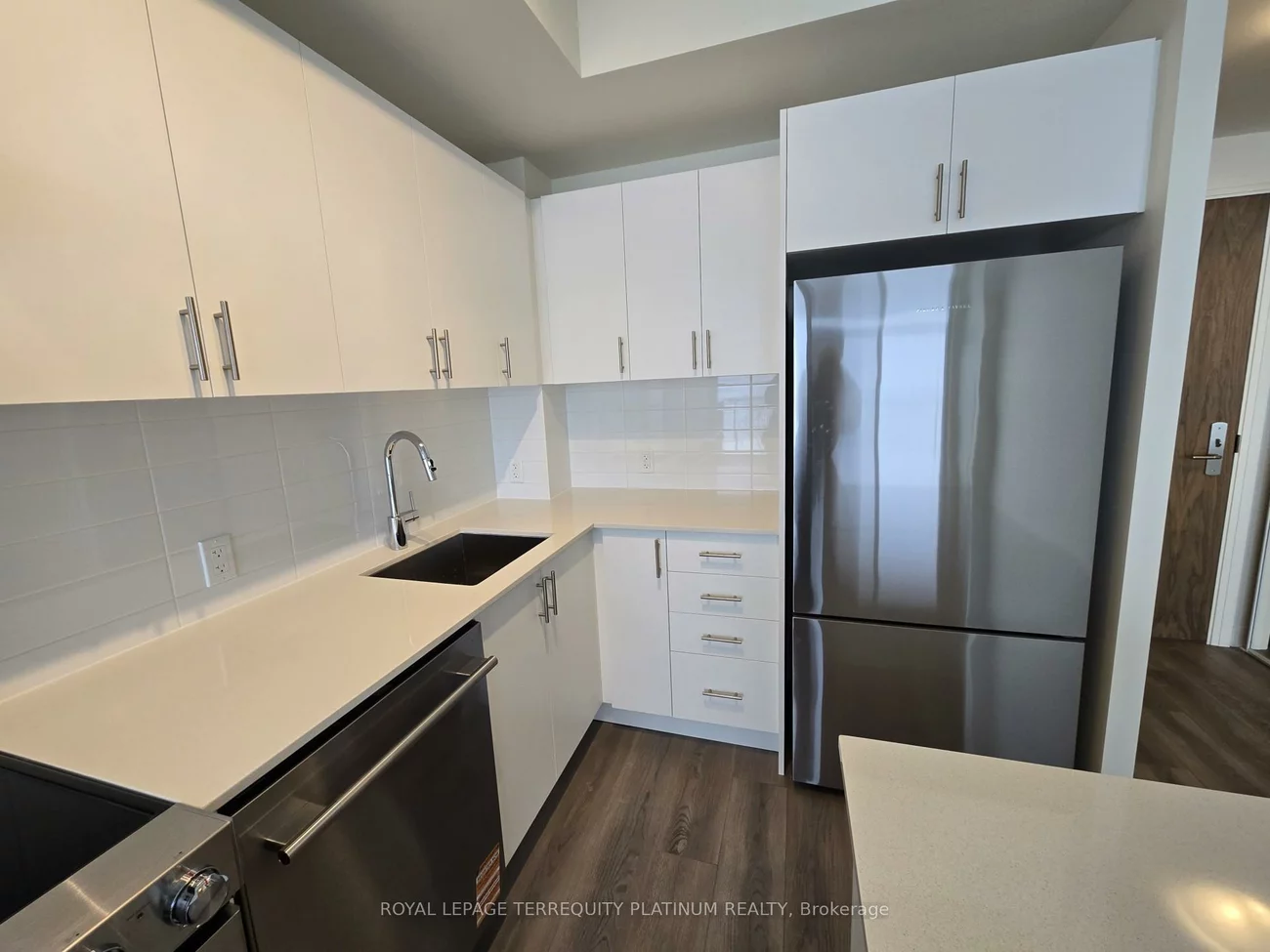 27, Korda, Vellore Village, Vaughan