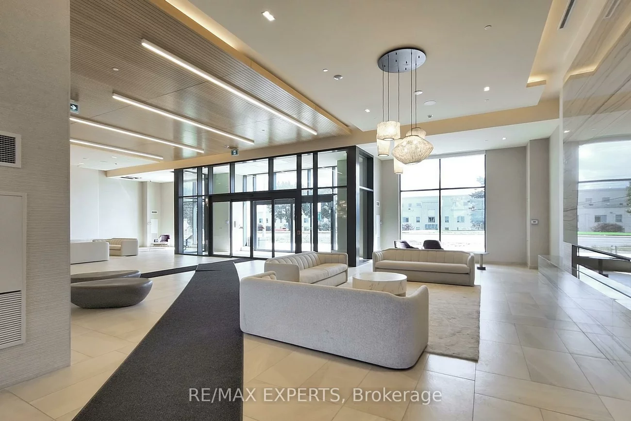 8960, Jane, Vellore Village, Vaughan