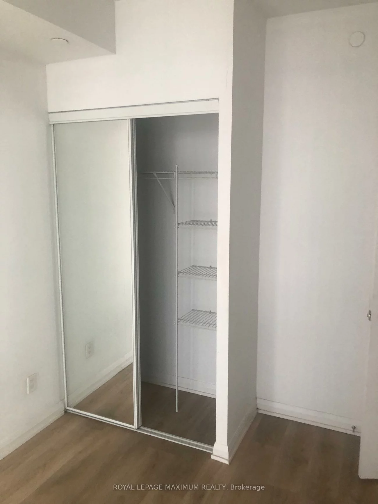 7895, Jane, Concord, Vaughan