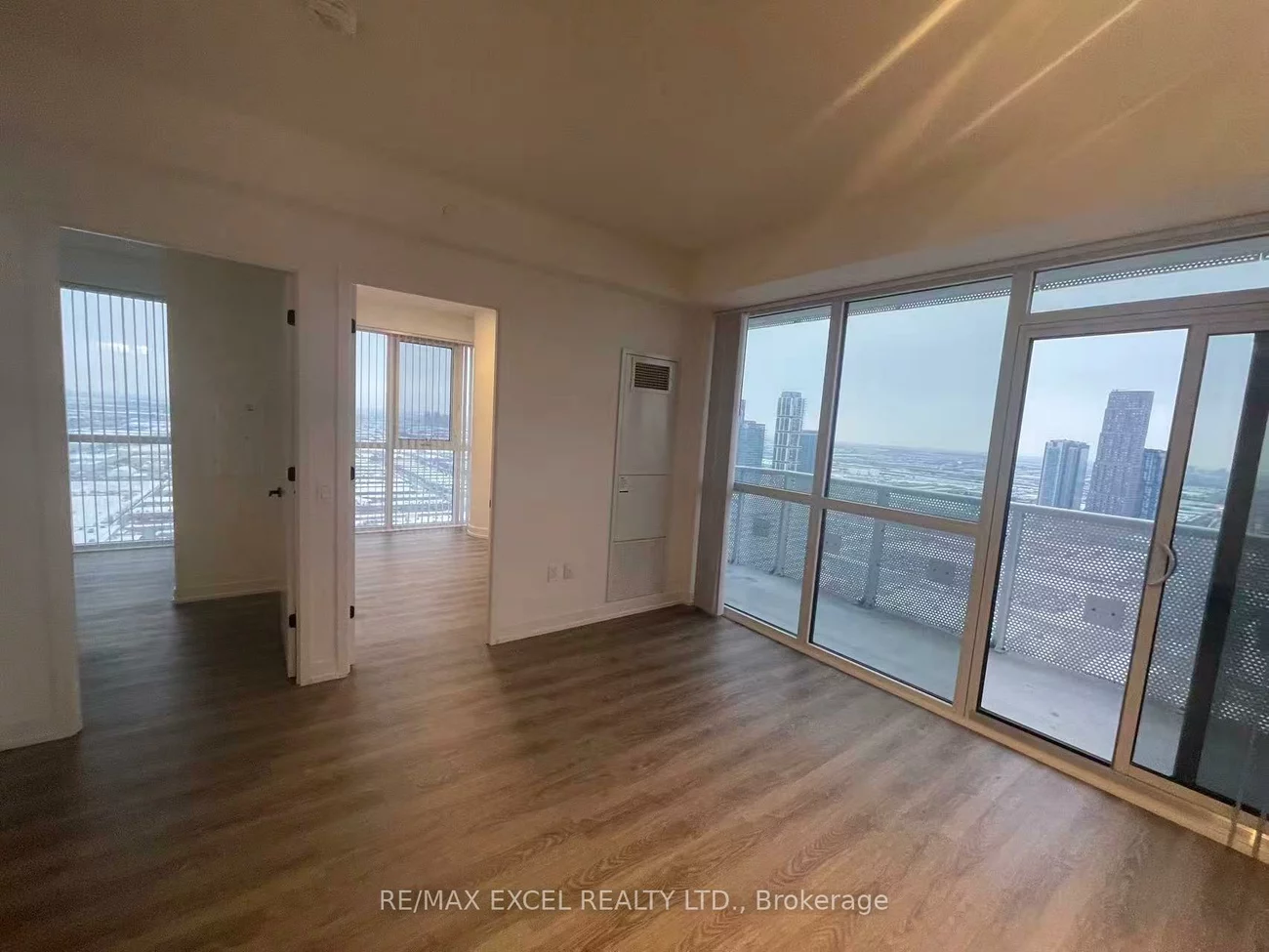 8, Interchange, Vaughan Corporate Centre, Vaughan