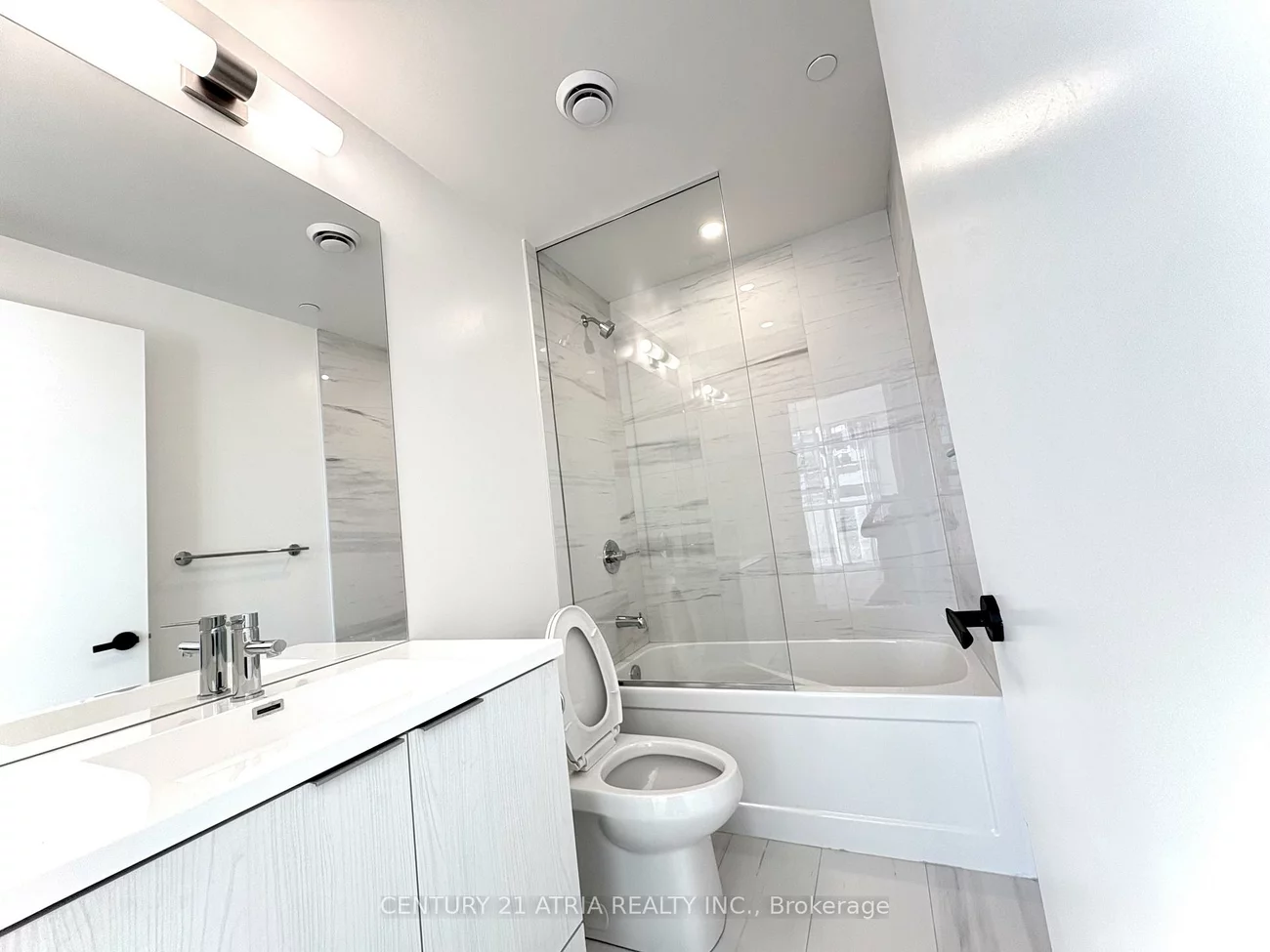 8, Interchange, Vaughan Corporate Centre, Vaughan