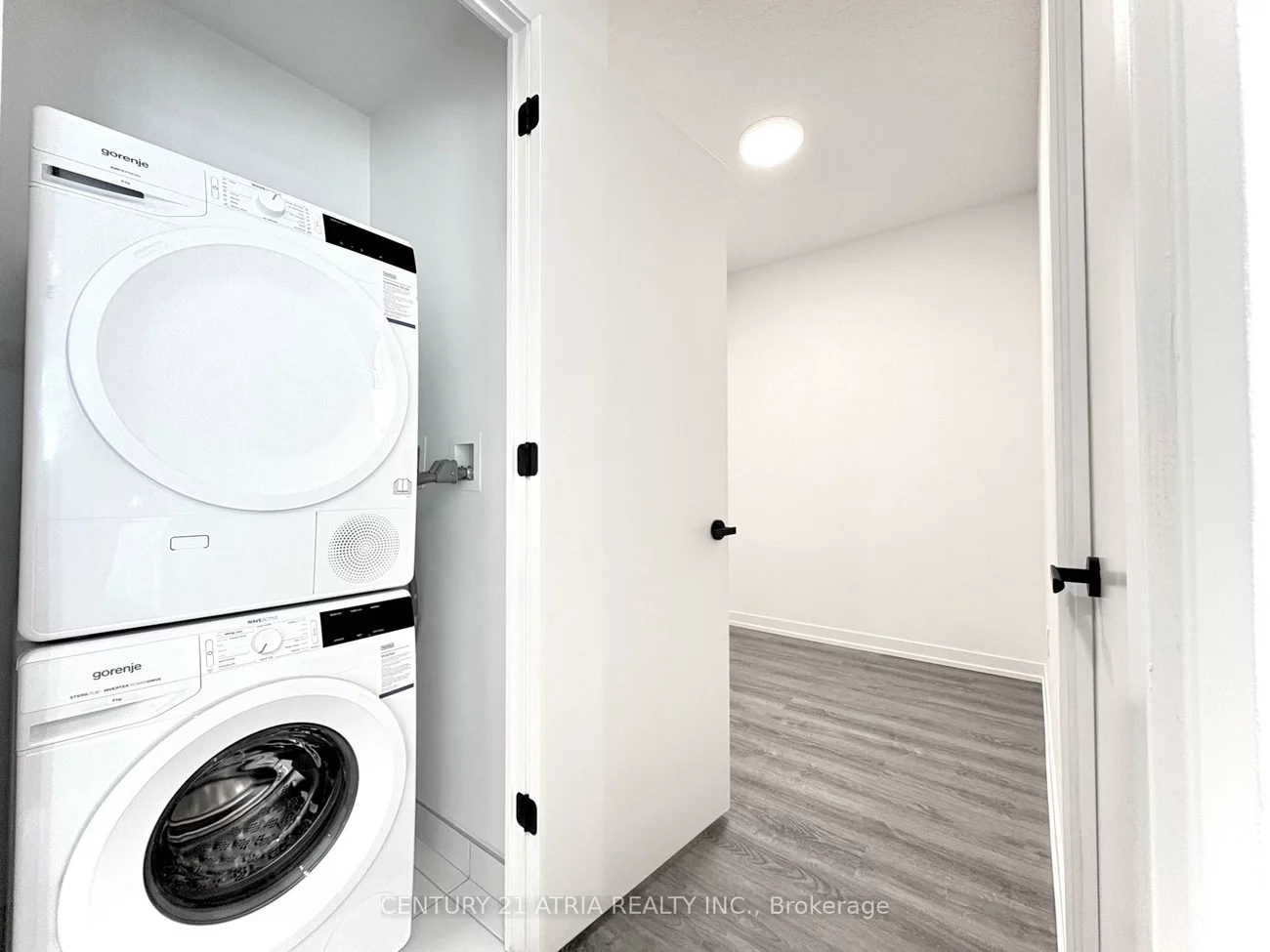 8, Interchange, Vaughan Corporate Centre, Vaughan