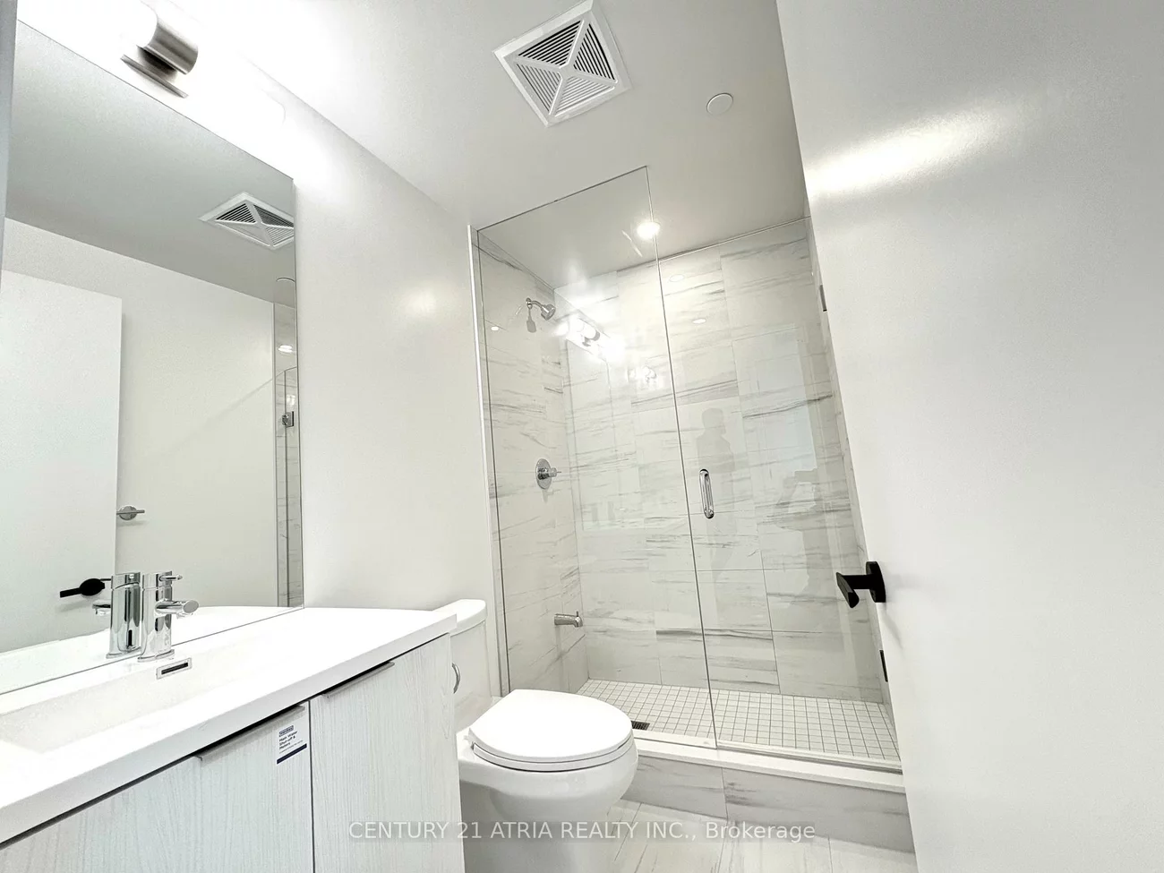 8, Interchange, Vaughan Corporate Centre, Vaughan