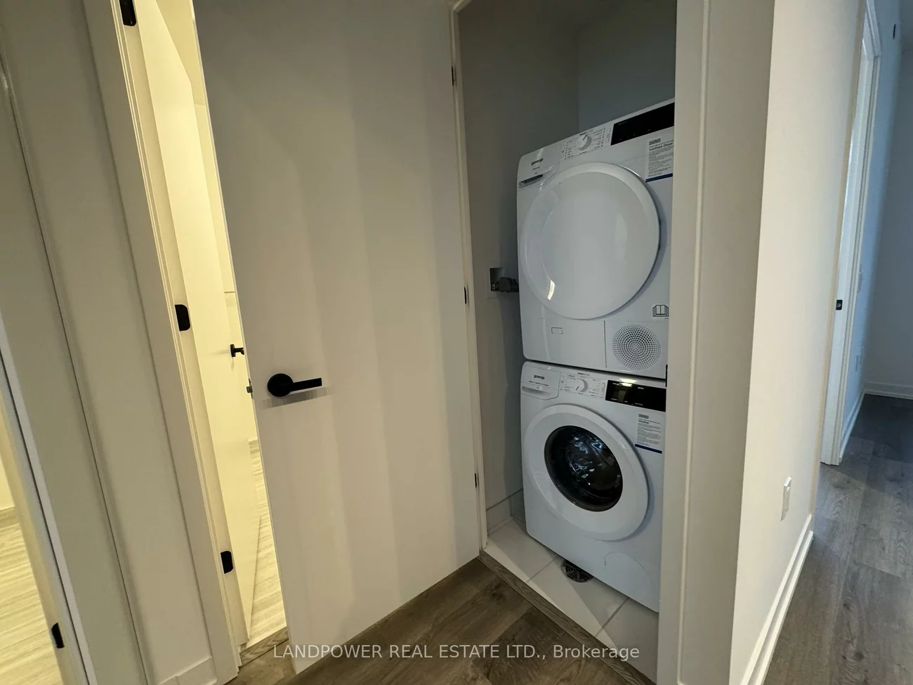 8, Interchange, Vaughan Corporate Centre, Vaughan