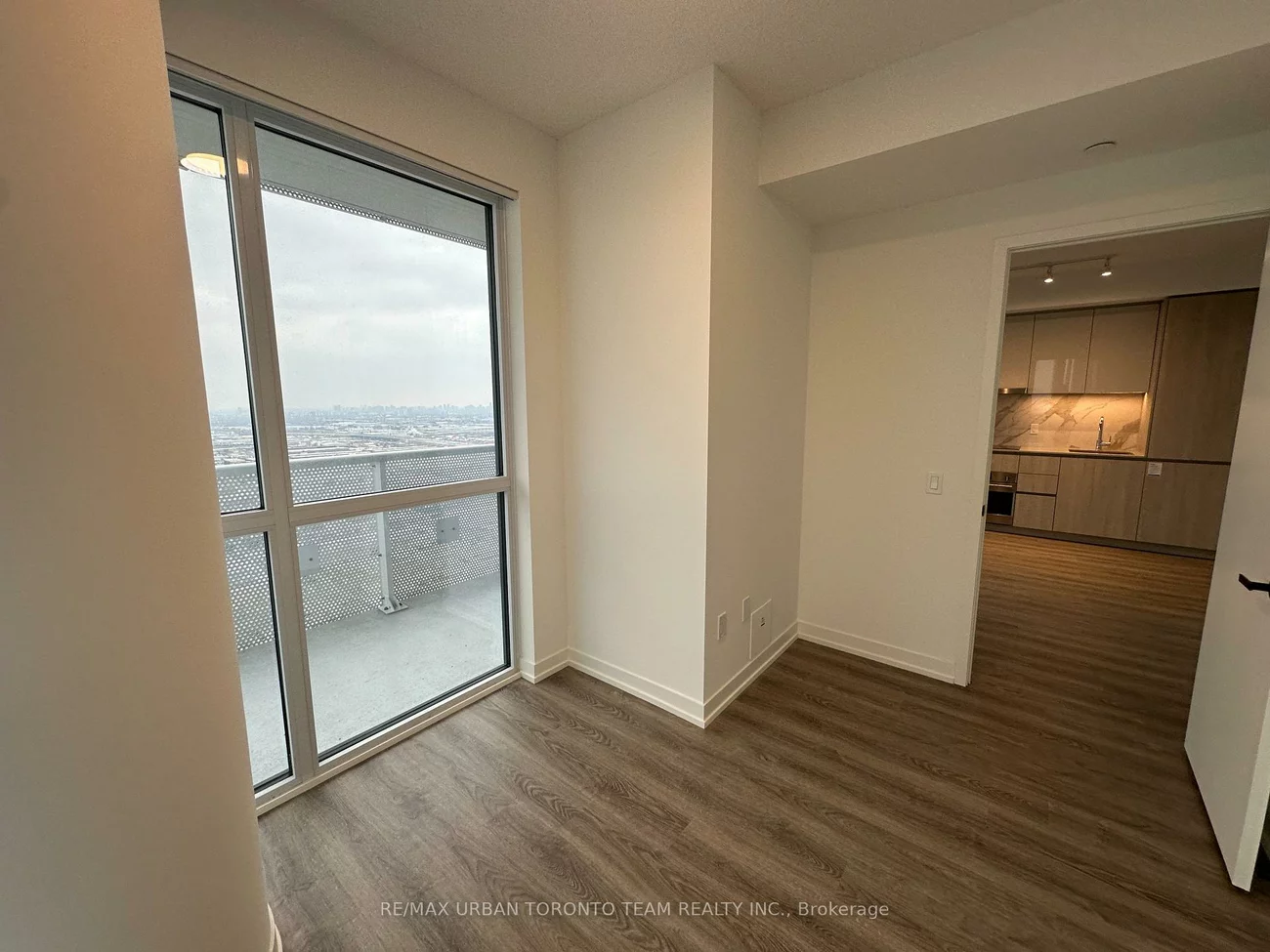 8, Interchange, Vaughan Corporate Centre, Vaughan