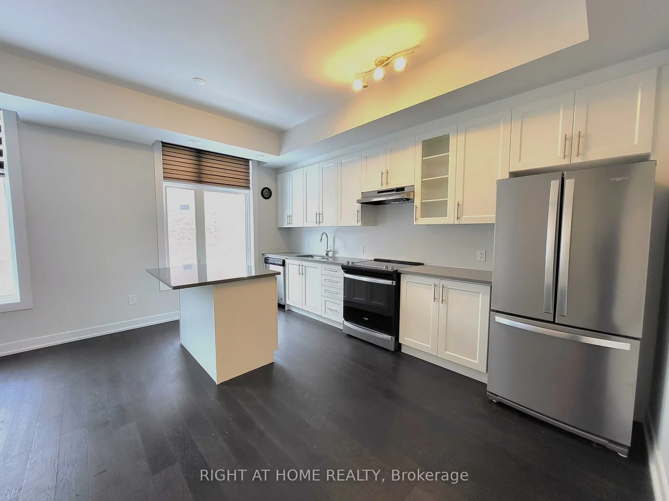 9580, Islington, Sonoma Heights, Vaughan