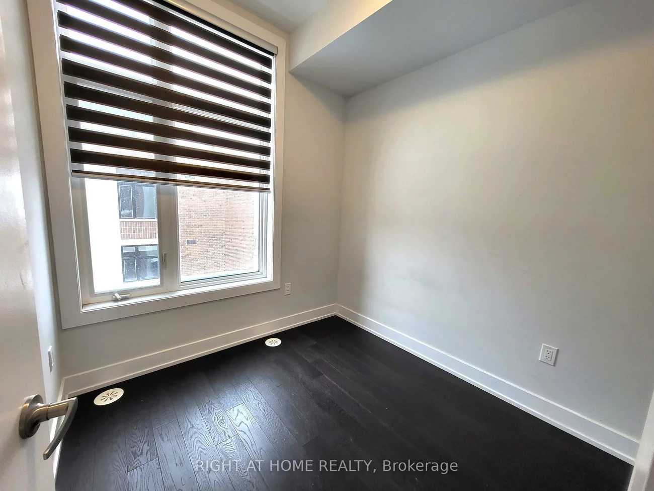 9580, Islington, Sonoma Heights, Vaughan