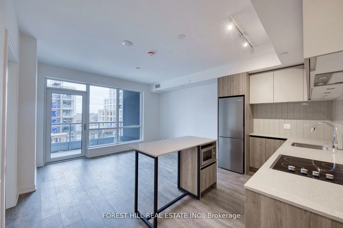 7950, Bathurst, Beverley Glen, Vaughan