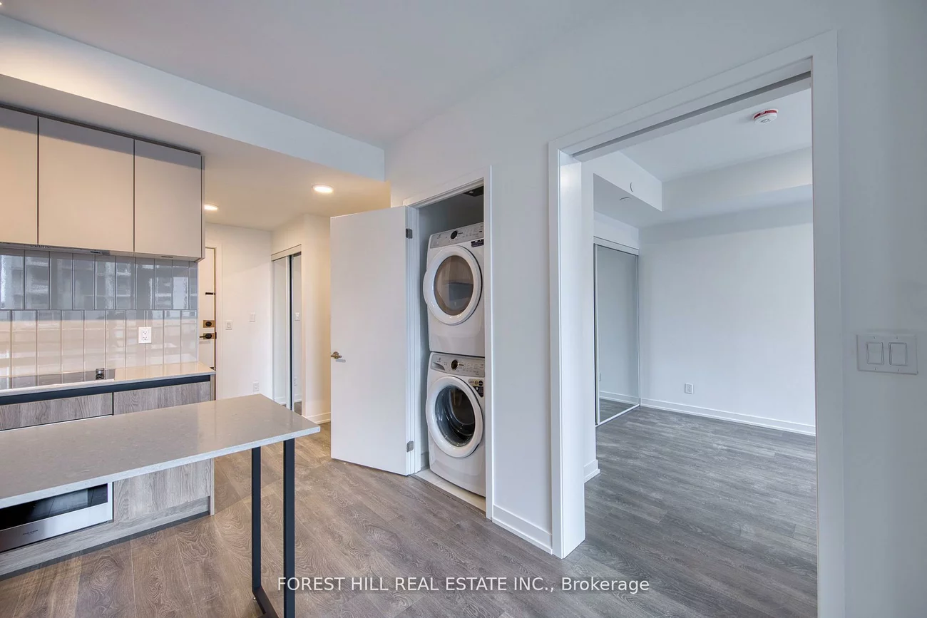 7950, Bathurst, Beverley Glen, Vaughan