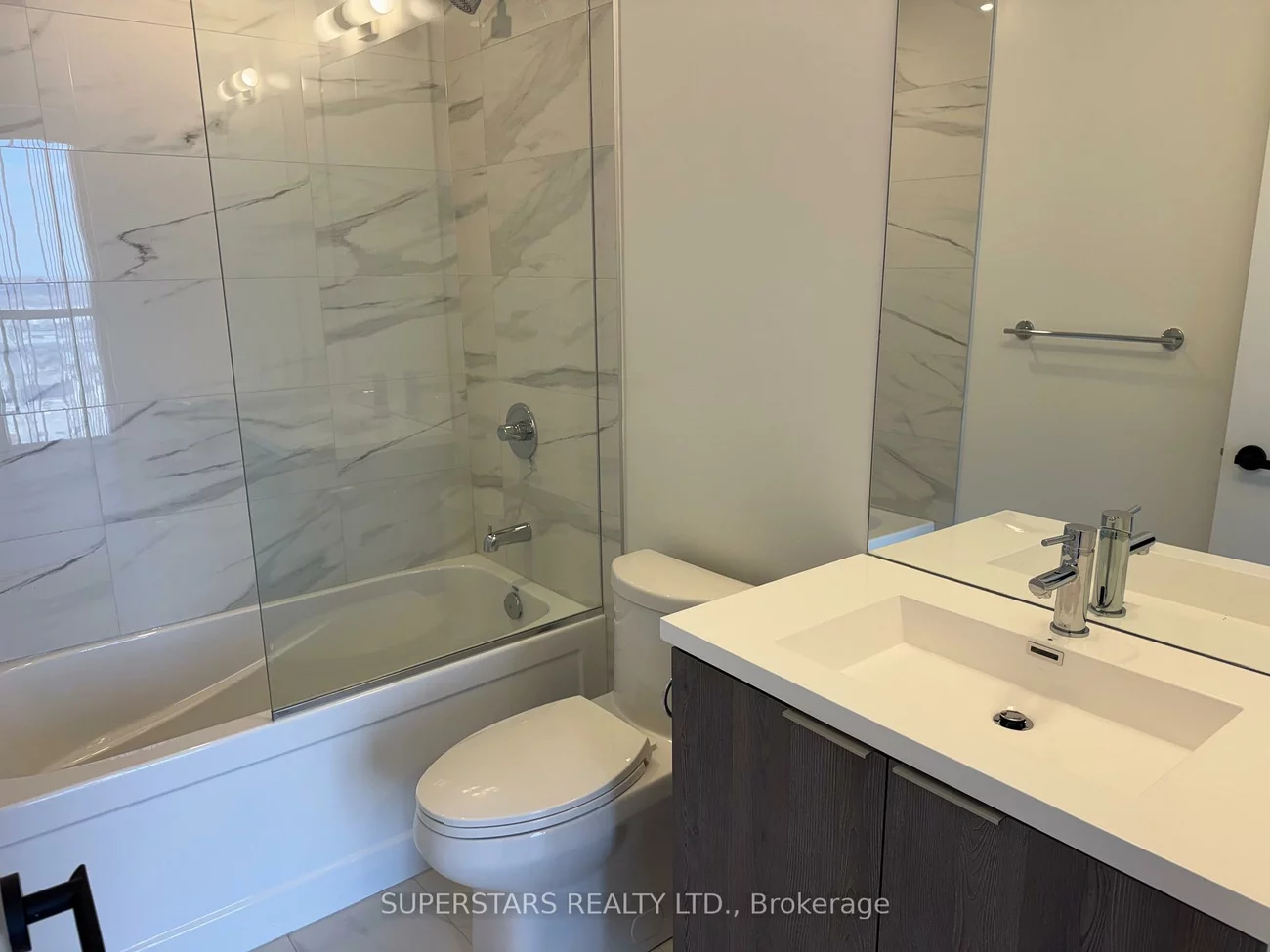 8, Interchange, Vaughan Corporate Centre, Vaughan