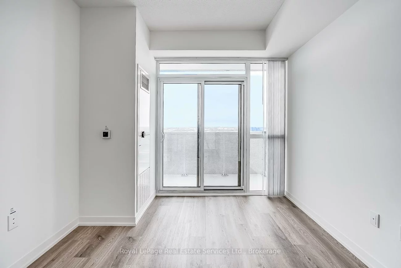 8, Interchange, Vaughan Corporate Centre, Vaughan