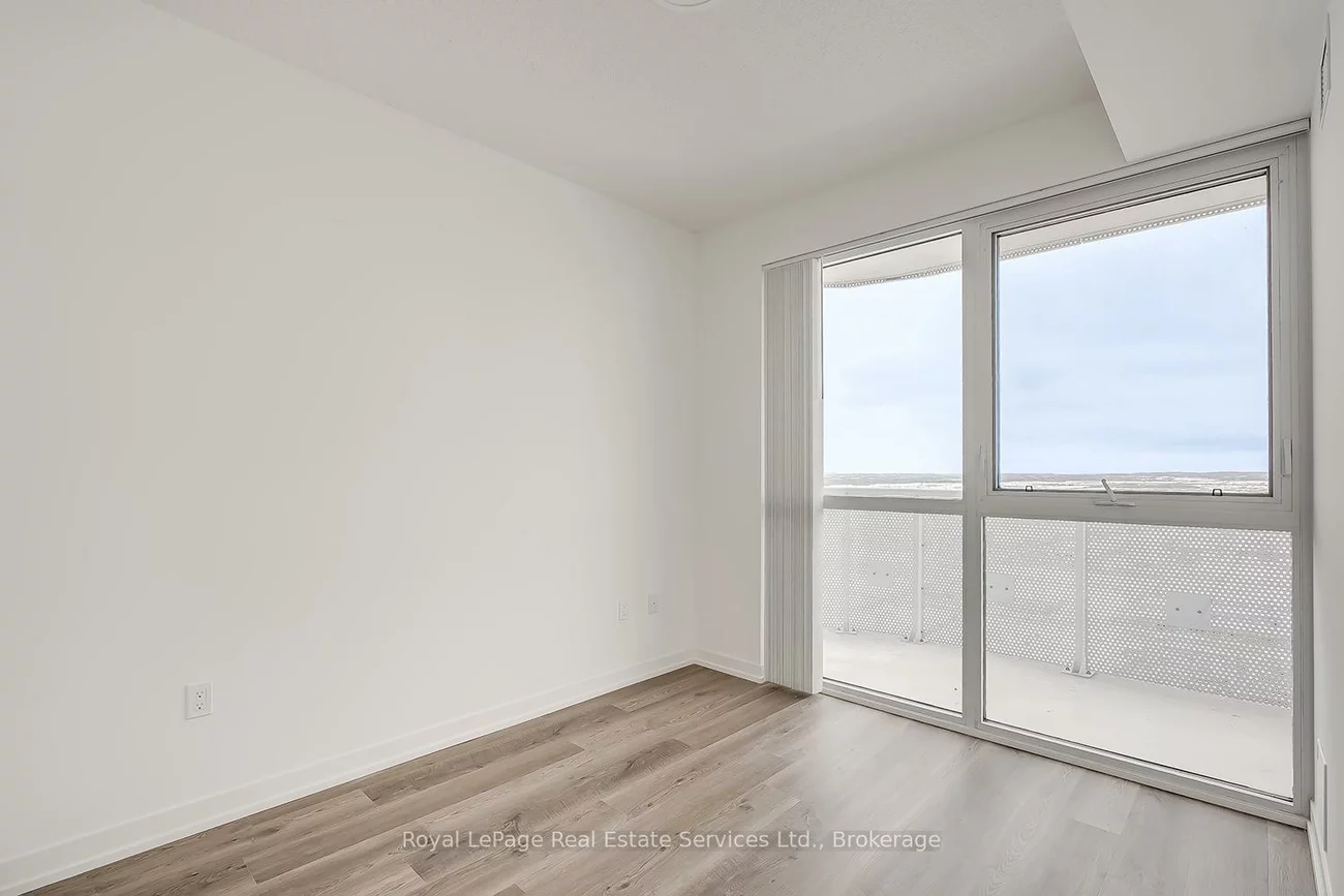 8, Interchange, Vaughan Corporate Centre, Vaughan