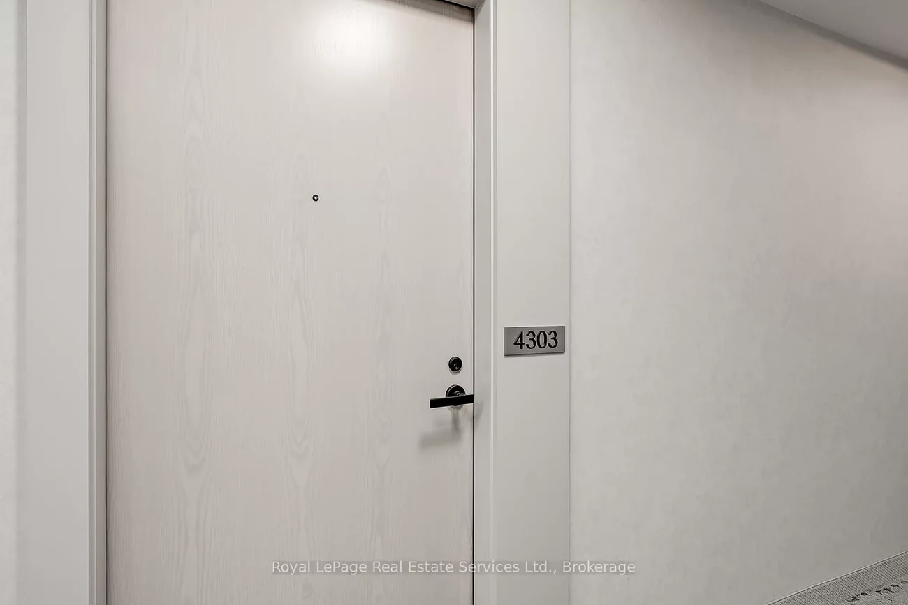 8, Interchange, Vaughan Corporate Centre, Vaughan