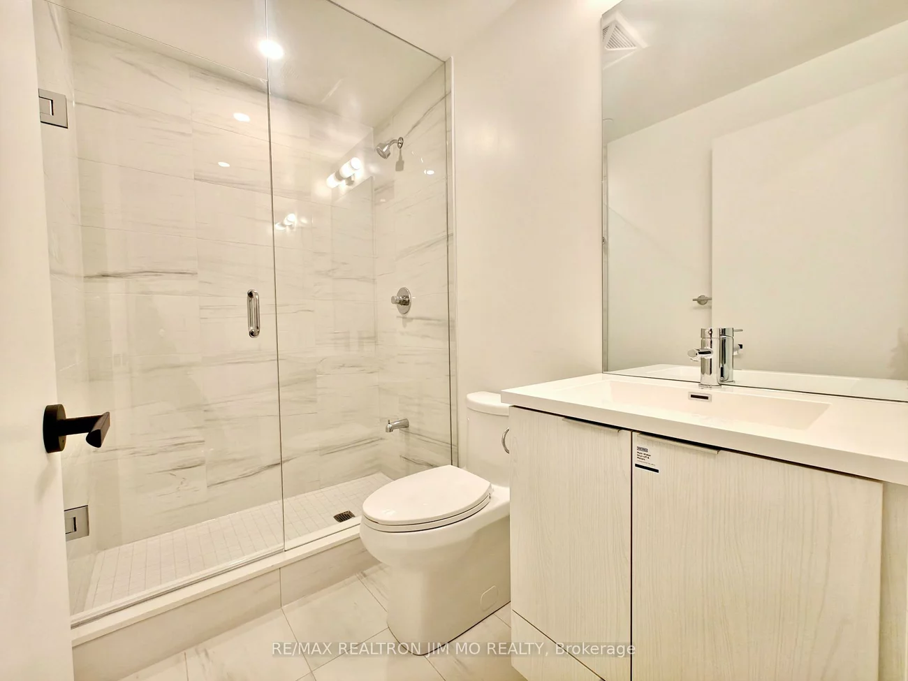 8, Interchange, Vaughan Corporate Centre, Vaughan