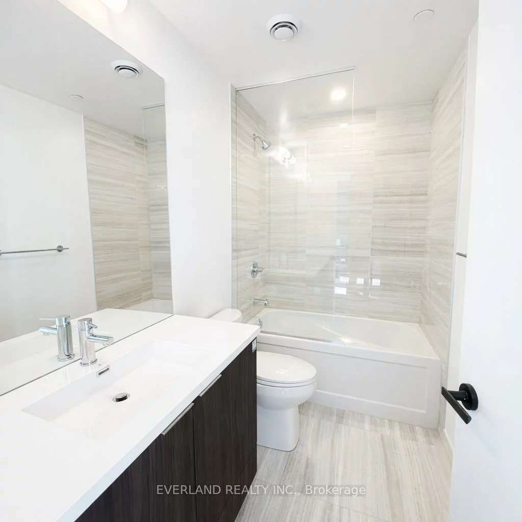 8, INTERCHANGE, Vaughan Corporate Centre, Vaughan