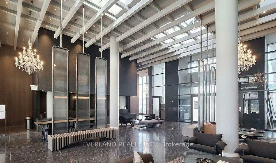 8, INTERCHANGE, Vaughan Corporate Centre, Vaughan