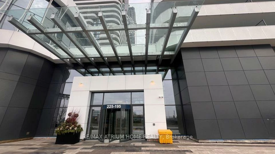 195, Commerce, Vaughan Corporate Centre, Vaughan