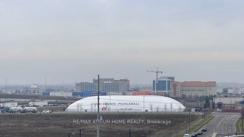 195, Commerce, Vaughan Corporate Centre, Vaughan