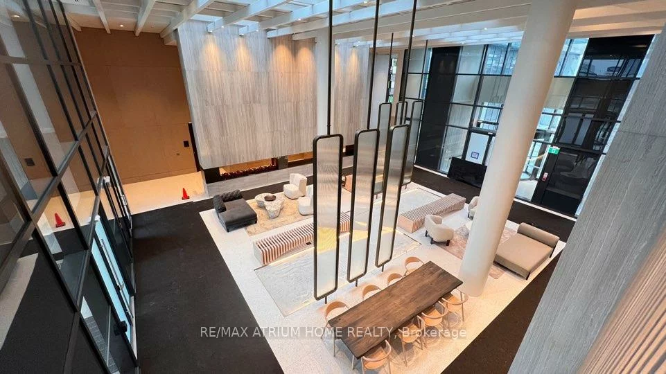 195, Commerce, Vaughan Corporate Centre, Vaughan