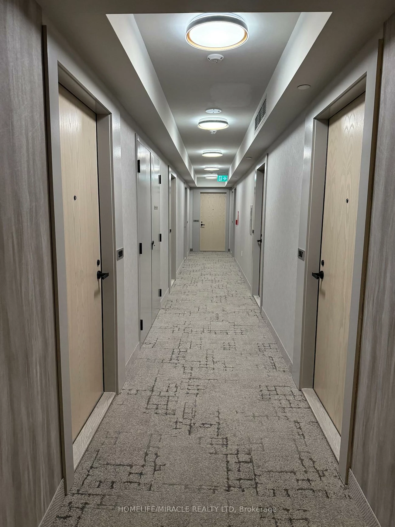 195, Commerce, Vaughan Corporate Centre, Vaughan