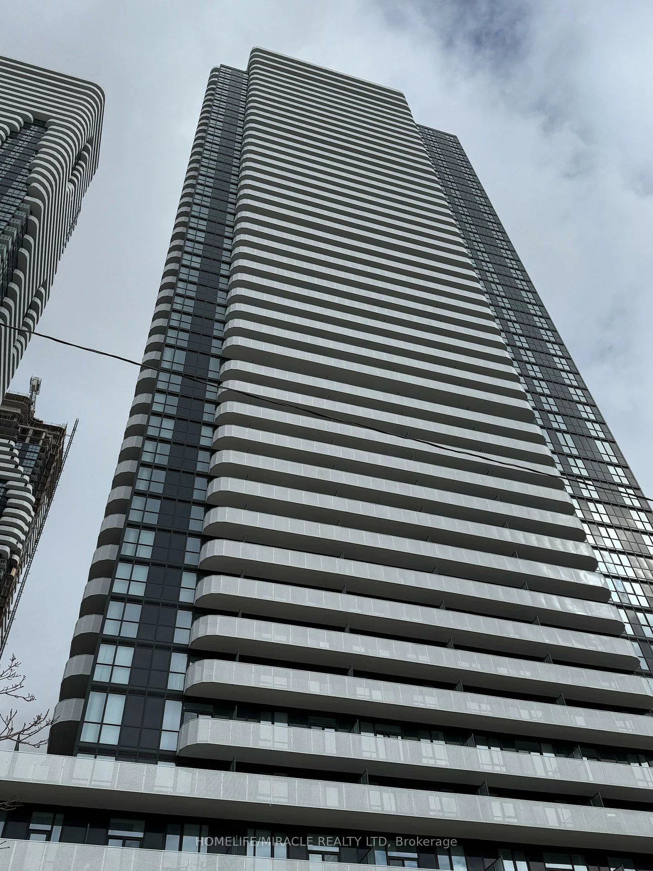 195, Commerce, Vaughan Corporate Centre, Vaughan