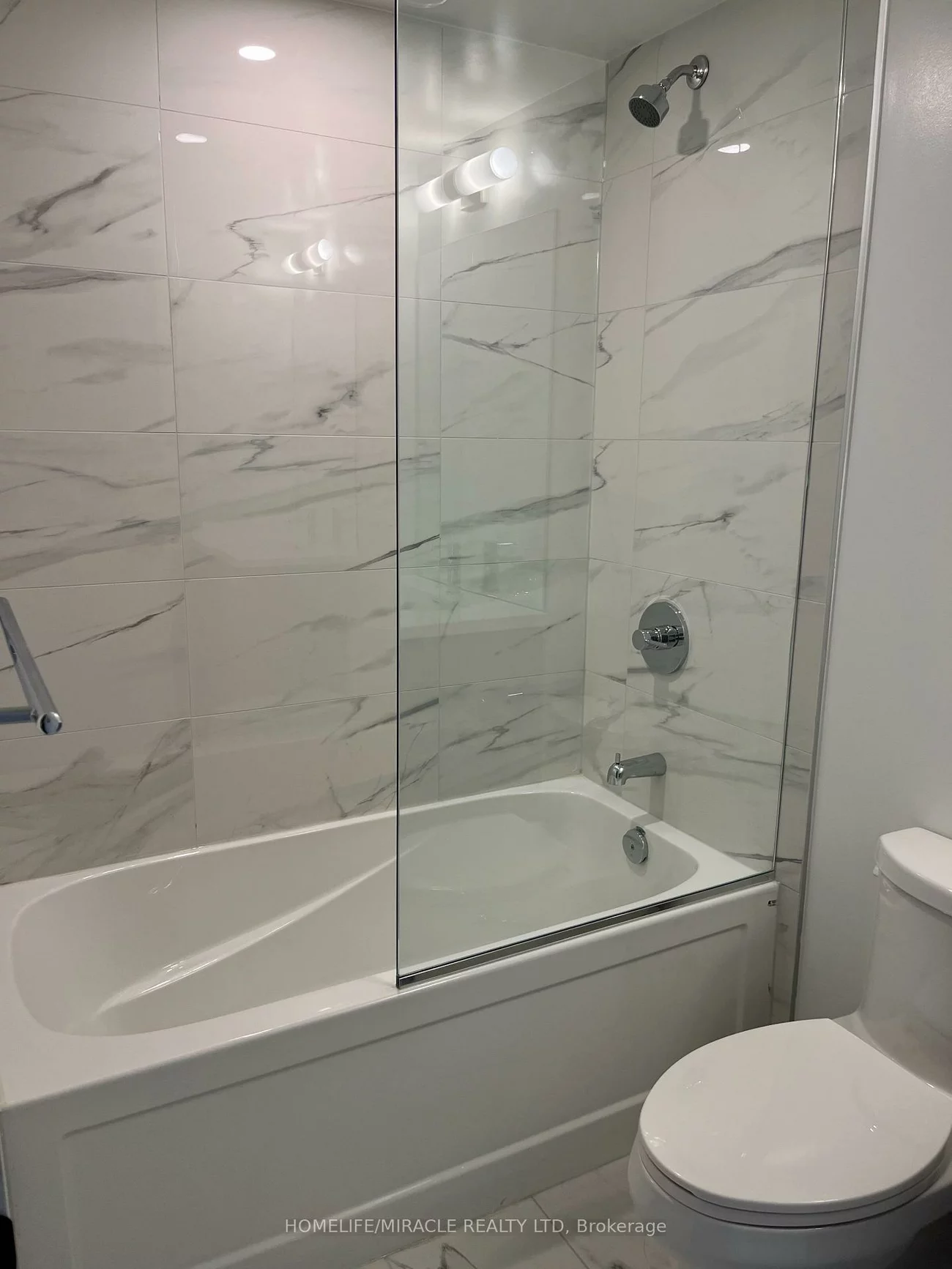 195, Commerce, Vaughan Corporate Centre, Vaughan